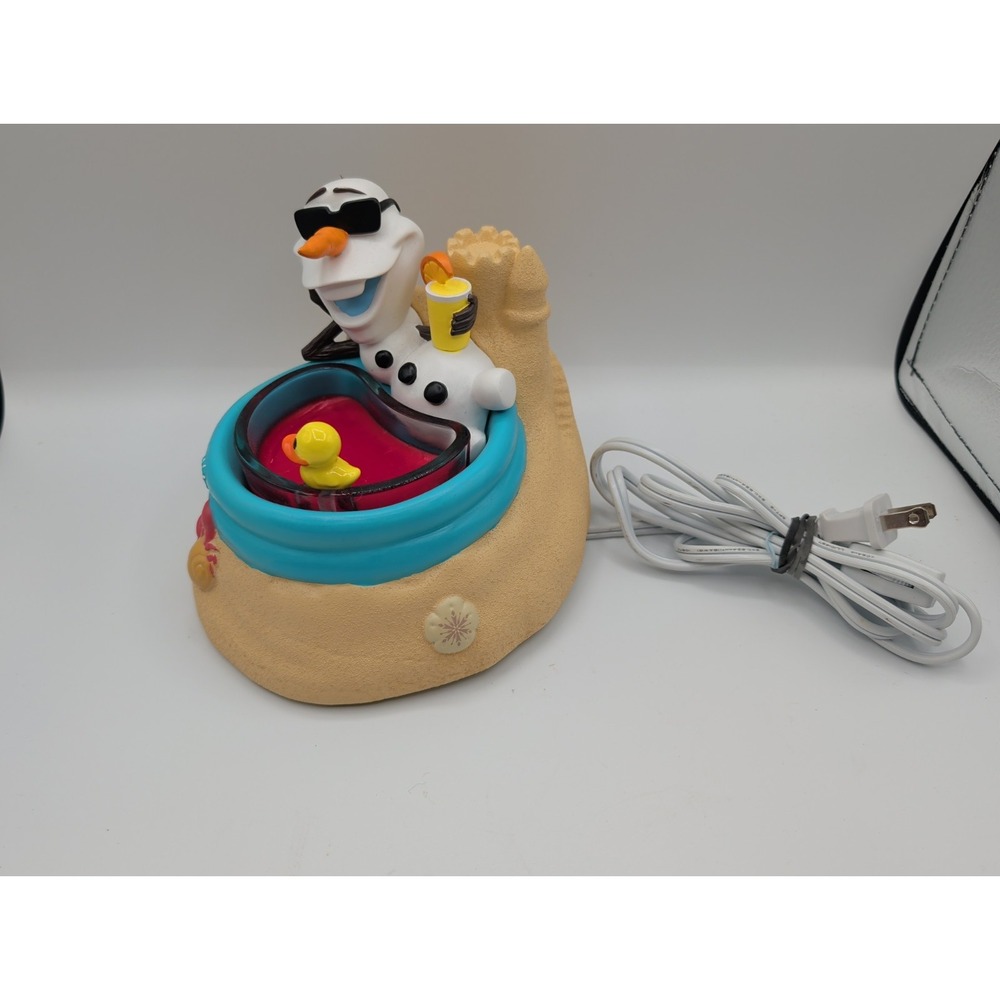 Olaf the Happy Snowman Frozen Scentsy Warmer and one free Scentsy wax bar. NIB